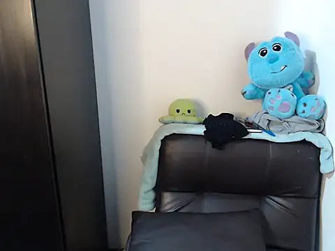 Snapshot of Stormyyy_hot chatting on 21, 10, 2025 Stormyyy hot online show from 21, 10, 2025