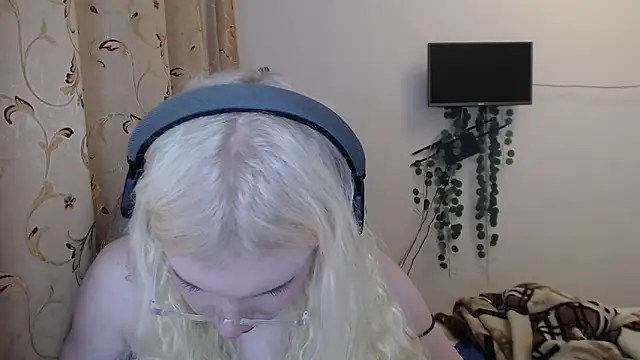 Sasyhk0 online show from 5, 12, 2025