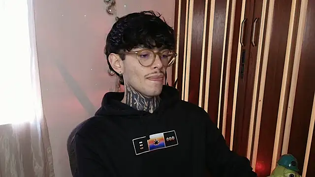 Mihail leroy online show from 19, 12, 2025