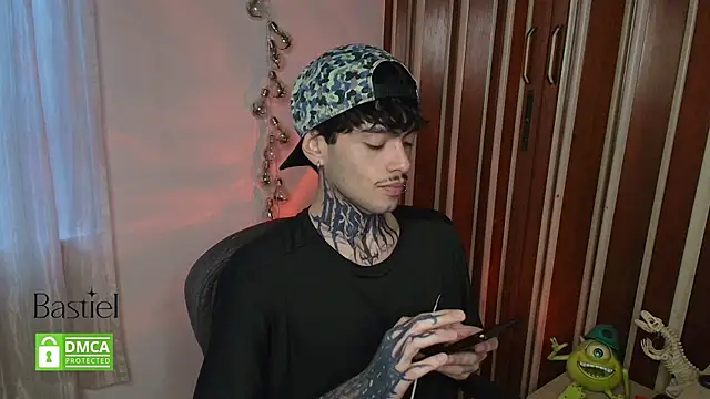 Mihail leroy online show from 14, 10, 2025