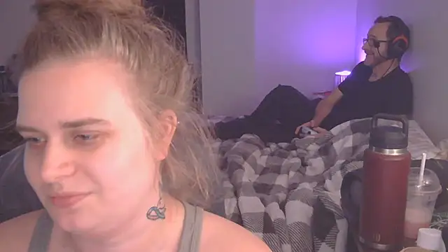 Sexyblonde12344 online show from 28, 11, 2025