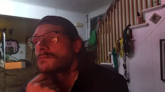 Snapshot of MasterDaddyCool chatting on 26, 11, 2025 MasterDaddyCool online show from 26, 11, 2025