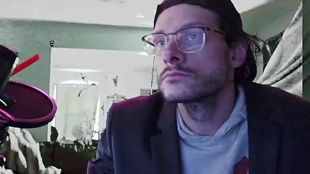 Snapshot of MasterDaddyCool chatting on 26, 10, 2025 MasterDaddyCool online show from 26, 10, 2025