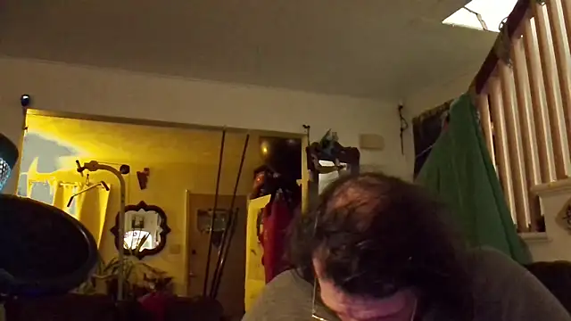 Snapshot of MasterDaddyCool chatting on 10, 11, 2025 MasterDaddyCool online show from 10, 11, 2025