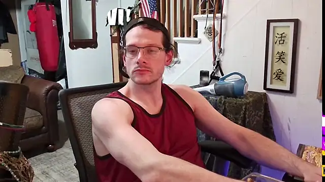 Snapshot of MasterDaddyCool chatting on 7, 10, 2025 MasterDaddyCool online show from 7, 10, 2025