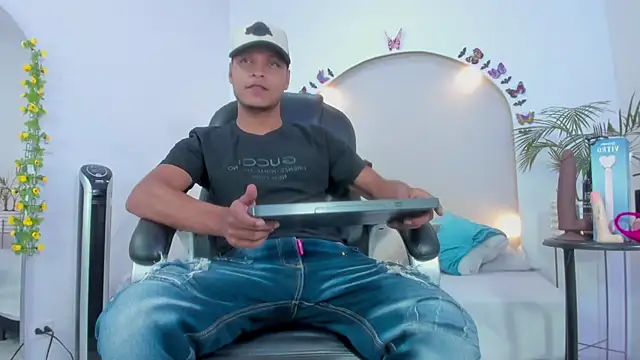 Ricky Owens1 online show from 6, 11, 2025