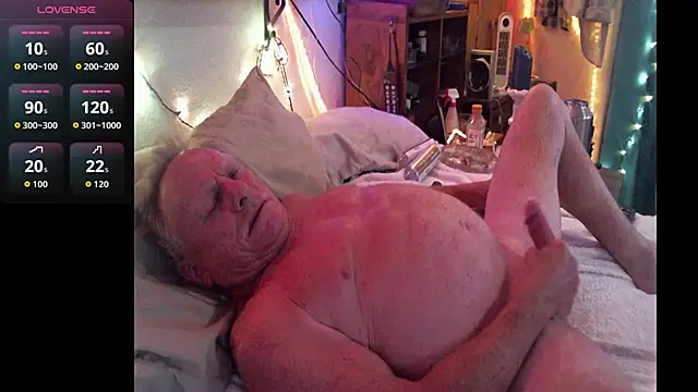 Pussyeat2please online show from 13, 4, 2026