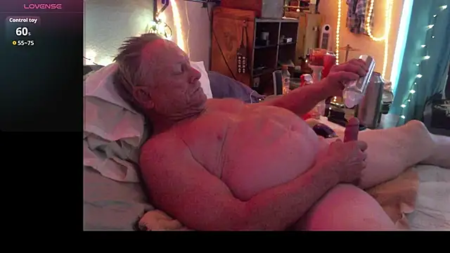 Pussyeat2please online show from 22, 2, 2026