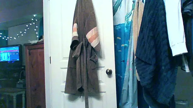 Pussyeat2please online show from 19, 4, 2026