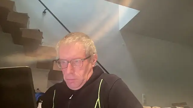 choupipat1 online show from 19, 11, 2025