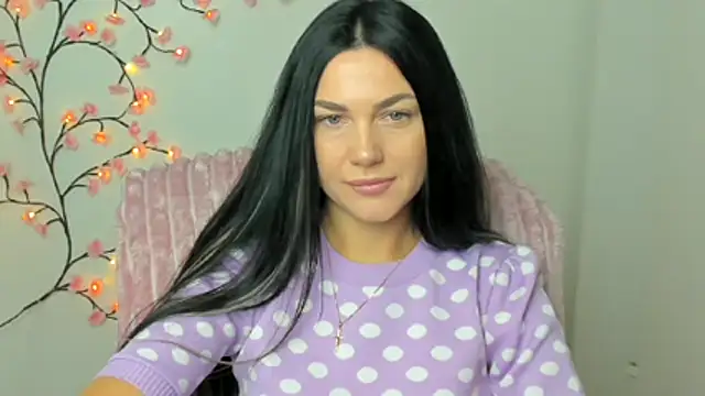 Lune Moon online show from 16, 12, 2025