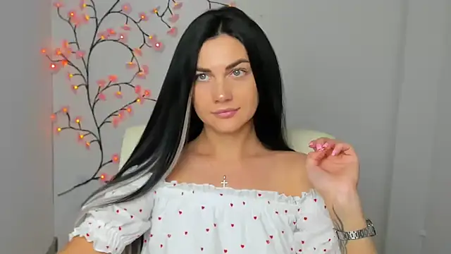 Snapshot of Lune_Moon chatting on 18, 6, 2026 Lune Moon online show from 18, 6, 2026