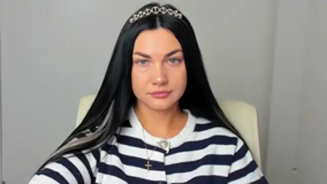 Lune Moon online show from 1, 12, 2025