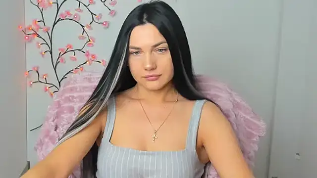 Lune Moon online show from 10, 2, 2026