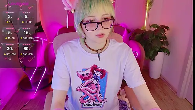 CoralineYoung online show from 7, 6, 2026