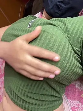 Snapshot of Priyajaanbaby chatting on 9, 7, 2026 Priyajaanbaby online show from 9, 7, 2026