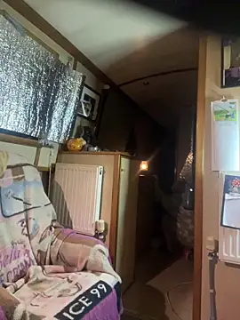 ladyboatlady online show from 28, 2, 2026