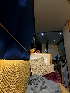 Snapshot of ladyboatlady chatting on 28, 9, 2025 ladyboatlady online show from 28, 9, 2025