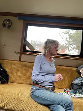 ladyboatlady online show from 11, 11, 2025