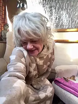 ladyboatlady online show from 14, 3, 2026