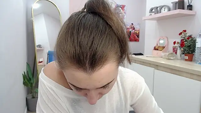 muriel elvin online show from 10, 10, 2025