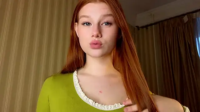 Snapshot of Juuulia_ chatting on 11, 5, 2026 Juuulia online show from 11, 5, 2026