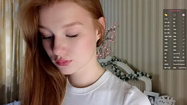 Juuulia  online show from 23, 2, 2026