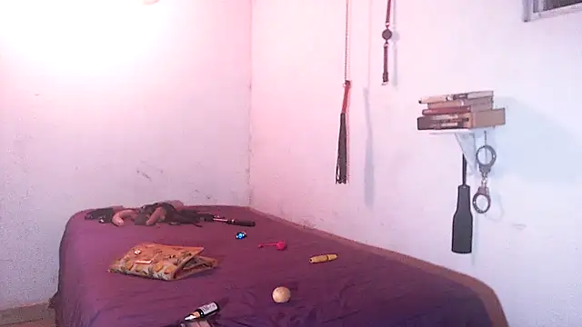 indomitaFox online show from 22, 4, 2026