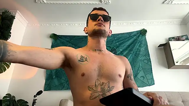 Neythancooper online show from 10, 11, 2025