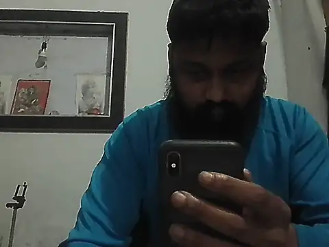 Dollseye online show from 4, 12, 2025