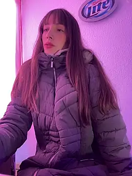 paula miler1 online show from 18, 6, 2026