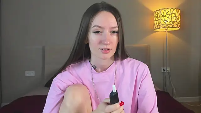 Snapshot of cutienaughtygirl chatting on 30, 5, 2026 cutienaughtygirl online show from 30, 5, 2026