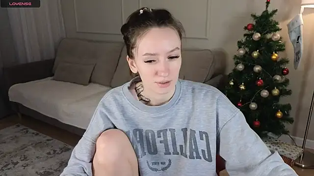 cutienaughtygirl online show from 9, 1, 2026