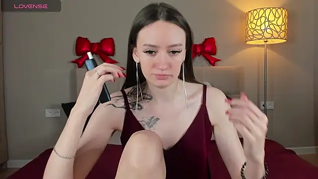 cutienaughtygirl online show from 6, 3, 2026