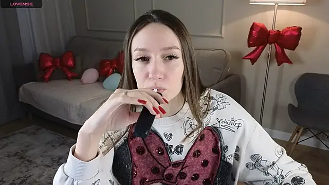 cutienaughtygirl online show from 24, 2, 2026