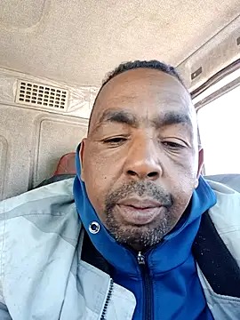 Snapshot of Bob_black chatting on 28, 3, 2026 Bob black online show from 28, 3, 2026