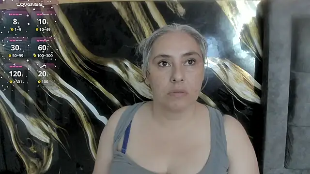 Snapshot of mature_gold chatting on 6, 10, 2025 mature gold online show from 6, 10, 2025