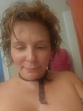 Snapshot of delish_dahlia chatting on 24, 5, 2026 delish dahlia online show from 24, 5, 2026