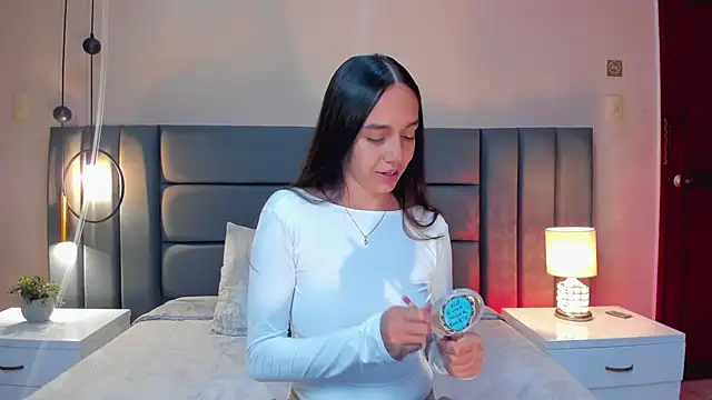 Snapshot of IremLee_ chatting on 22, 10, 2025 IremLee  online show from 22, 10, 2025