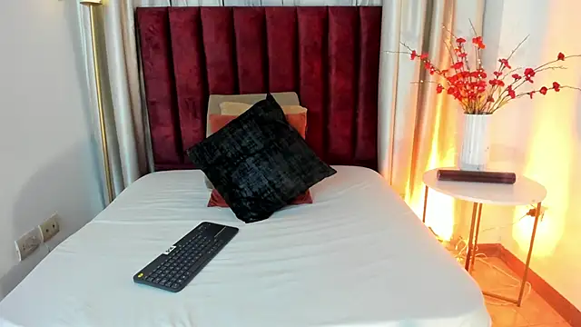 Snapshot of IremLee_ chatting on 19, 9, 2025 IremLee  online show from 19, 9, 2025