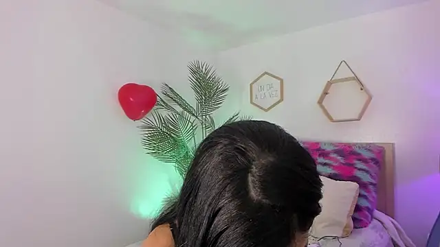 Hadid Jimenez  online show from 20, 2, 2026