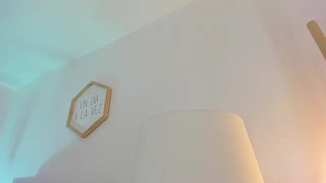 Snapshot of Hadid_Jimenez_ chatting on 25, 11, 2025 Hadid Jimenez online show from 25, 11, 2025