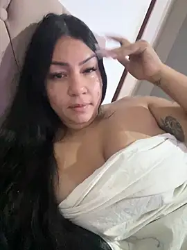 julianamascarada online show from 12, 9, 2025