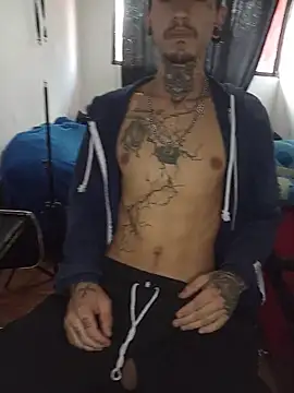 Snapshot of Tattoboy19cm chatting on 11, 6, 2026 Tattoboy19cm online show from 11, 6, 2026