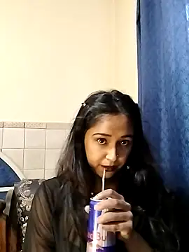 Snapshot of cute_indianxo chatting on 12, 5, 2026 cute indianxo online show from 12, 5, 2026