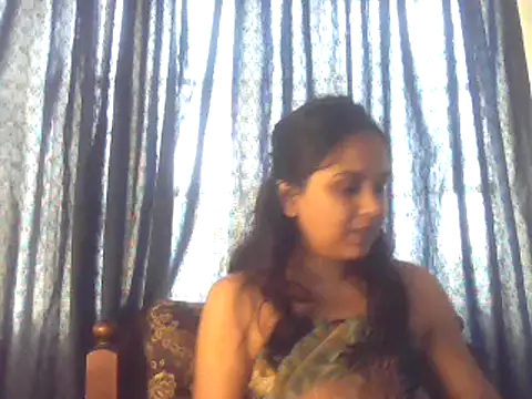 Snapshot of cute_indianxo chatting on 30, 10, 2025 cute indianxo online show from 30, 10, 2025