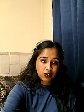 Snapshot of cute_indianxo chatting on 4, 6, 2026 cute indianxo online show from 4, 6, 2026