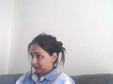 cute indianxo online show from 6, 10, 2025