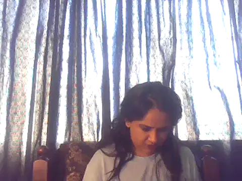 Snapshot of cute_indianxo chatting on 31, 10, 2025 cute indianxo online show from 31, 10, 2025