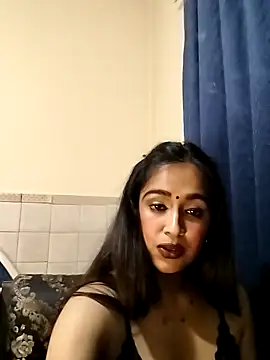 Snapshot of cute_indianxo chatting on 4, 5, 2026 cute indianxo online show from 4, 5, 2026